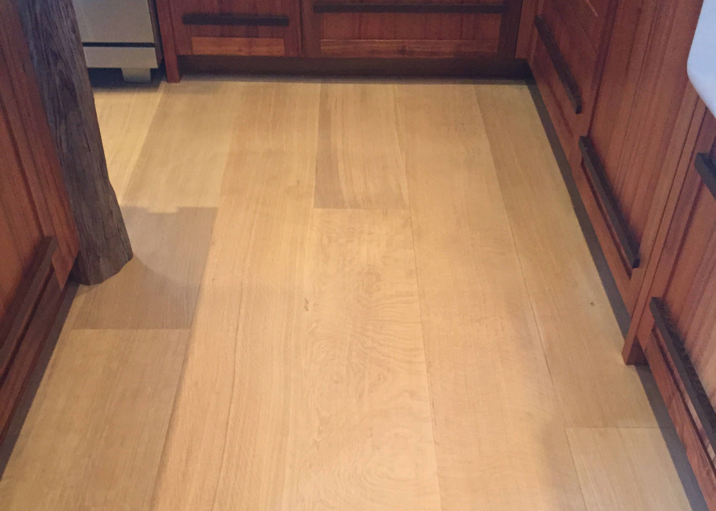 Rift Sawn White Oak Hardwood flooring in kitchen in Makena Maui